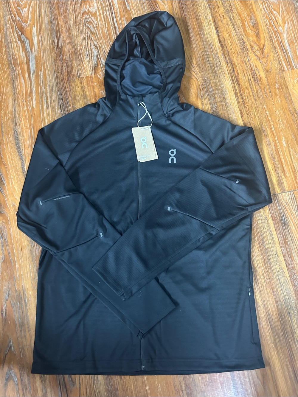 On Running Climate Zip Hoodie Men’s L - Black and NWT